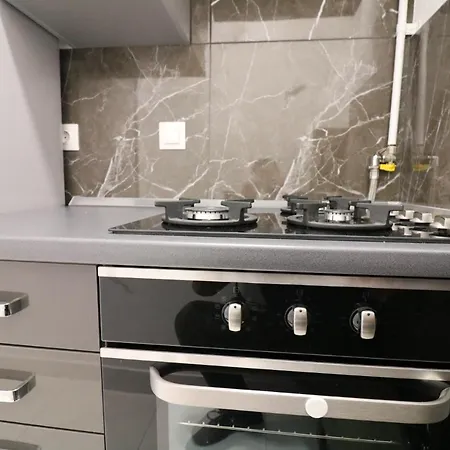 Sneky Apartman