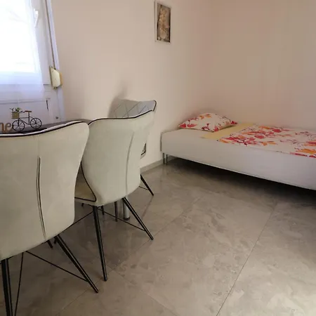 Apartment Sneky Pula